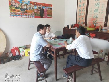 會議聽取了姚河鄉及各村掃超微青青草下载安装黑除惡專項鬥爭工作開展情況的匯報